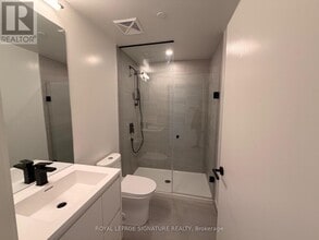 1 Quarrington Lane in North York, ON - Building Photo - Building Photo