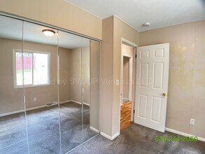 1855 Ball Ave NE in Grand Rapids, MI - Building Photo - Building Photo