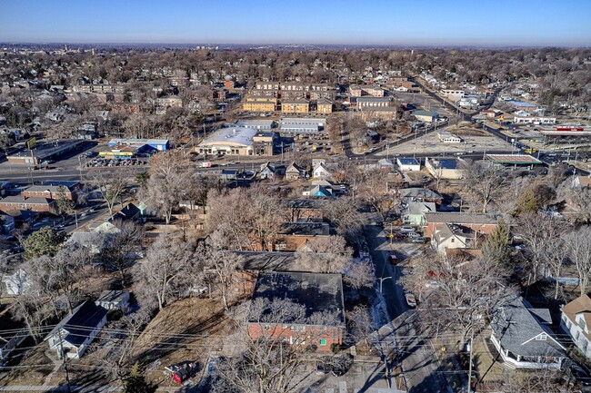 12-plex in Omaha, NE - Building Photo - Building Photo