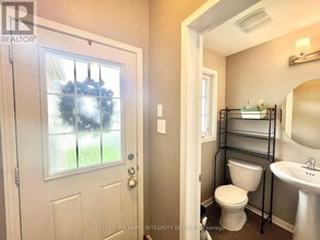 144 Maravista Dr in Ottawa, ON - Building Photo - Building Photo