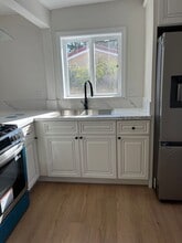 264 S Park St in Orange, CA - Building Photo - Building Photo