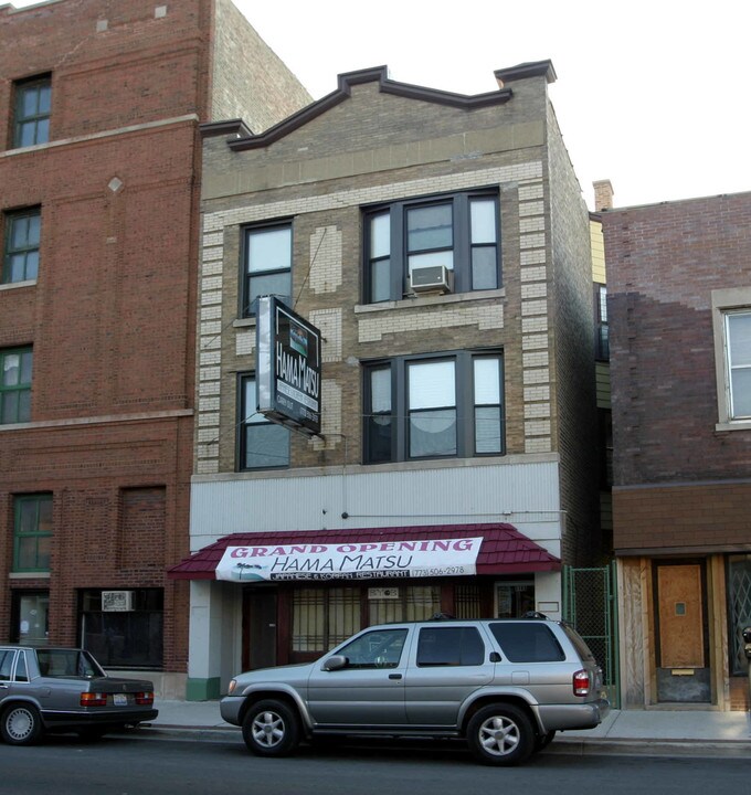 5143 N Clark St in Chicago, IL - Building Photo