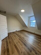 1047 12th St, Unit 1047 in Rock Island, IL - Foto de edificio - Building Photo