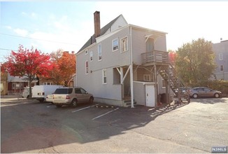 15 Davis Ave in Kearny, NJ - Building Photo - Building Photo