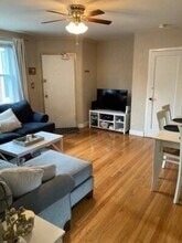 125 Farragut Rd, Unit 2 in Boston, MA - Building Photo - Building Photo