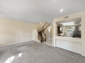11386 Camino Playa Cancun in San Diego, CA - Building Photo - Building Photo
