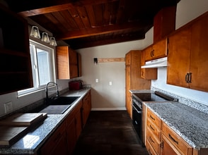 471 Burlando Rd in Kernville, CA - Building Photo - Building Photo