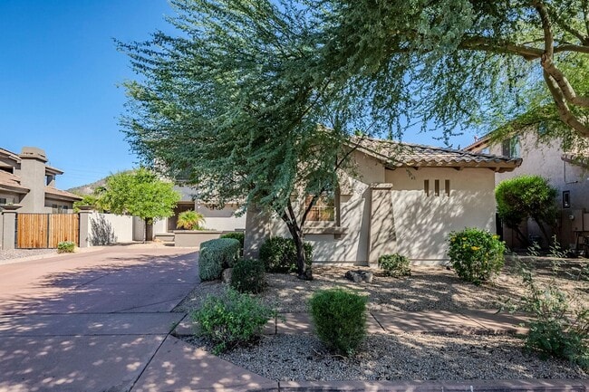 2910 W Donatello Dr in Phoenix, AZ - Building Photo - Building Photo