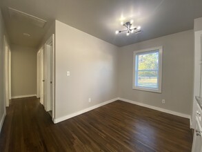 804 N Cedar St in Owasso, OK - Building Photo - Building Photo