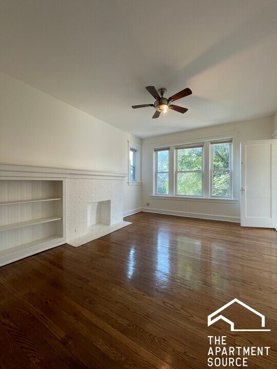 1544 W Birchwood Ave in Chicago, IL - Building Photo