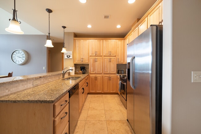 2051 N Main St in Coeur d'Alene, ID - Building Photo - Building Photo