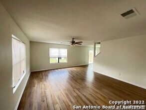 6919 Waterfall Pass in Converse, TX - Building Photo - Building Photo