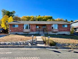 47 Newport Cir in Colorado Springs, CO - Building Photo