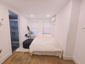61 Joy St, Unit 3 in Boston, MA - Foto de edificio - Building Photo