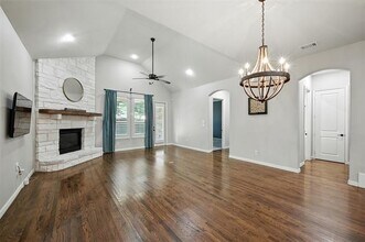 5613 Fringetree Dr in McKinney, TX - Building Photo - Building Photo