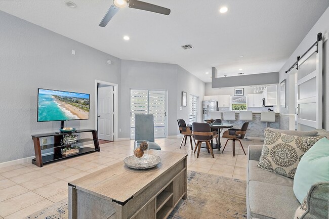 6051 Kendrick St in Jupiter, FL - Foto de edificio - Building Photo