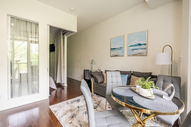 property at 185 Fort York Blvd