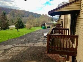264 Lower Stella Ireland Rd in Binghamton, NY - Building Photo - Building Photo