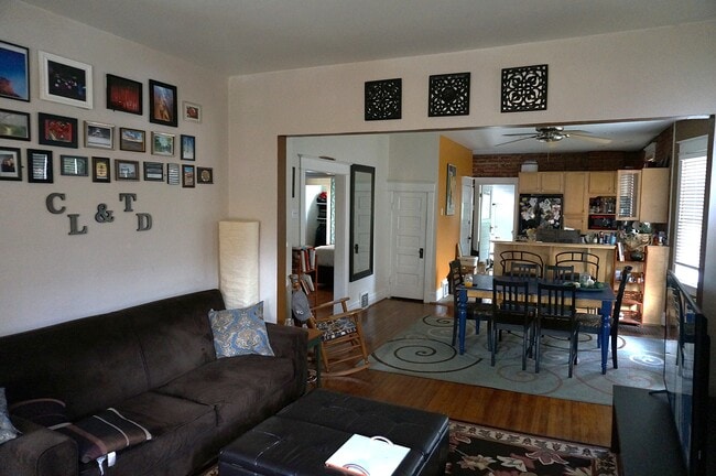 2844 N Marion St in Denver, CO - Foto de edificio - Building Photo