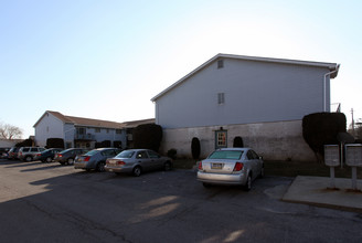 Topton Garden Apartments in Topton, PA - Building Photo - Building Photo