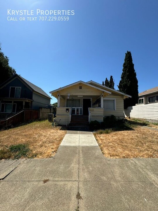 1115 Kentucky St-Unit -B in Vallejo, CA - Building Photo