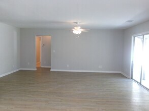 212 McKendree Ln in Myrtle Beach, SC - Building Photo - Building Photo