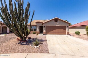 13862 W Fargo Dr in Surprise, AZ - Building Photo