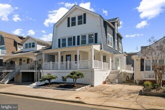 3 N Surrey Ave in Ventnor City, NJ - Foto de edificio - Building Photo