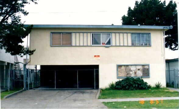 3800 Waller Ave in Richmond, CA - Building Photo - Building Photo