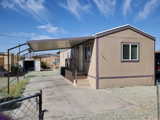 property at 1825 Tejon Dr