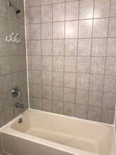 691 Kennedy Blvd, Unit #1 in Bayonne, NJ - Building Photo - Building Photo