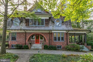 54 Hodge Rd in Princeton, NJ - Building Photo