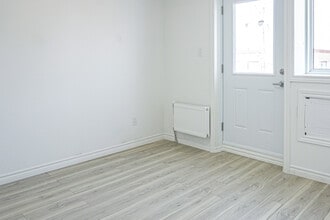 630 Cummings Ave in Ottawa, ON - Building Photo - Building Photo