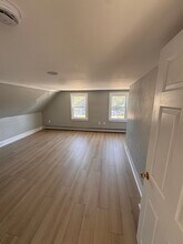 89 E Main St in Avon, MA - Building Photo - Building Photo