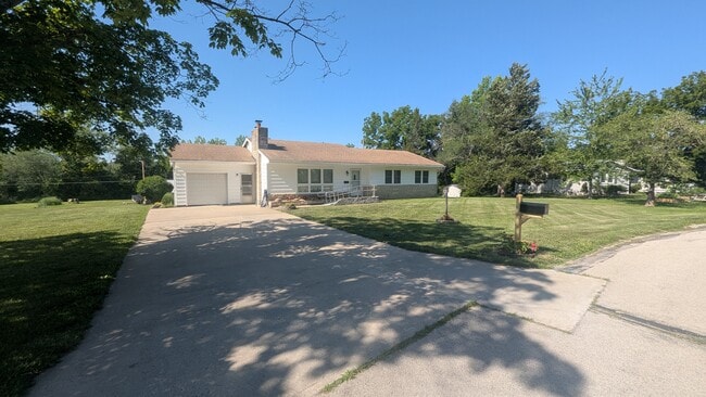 property at 2221 Millwood Dr