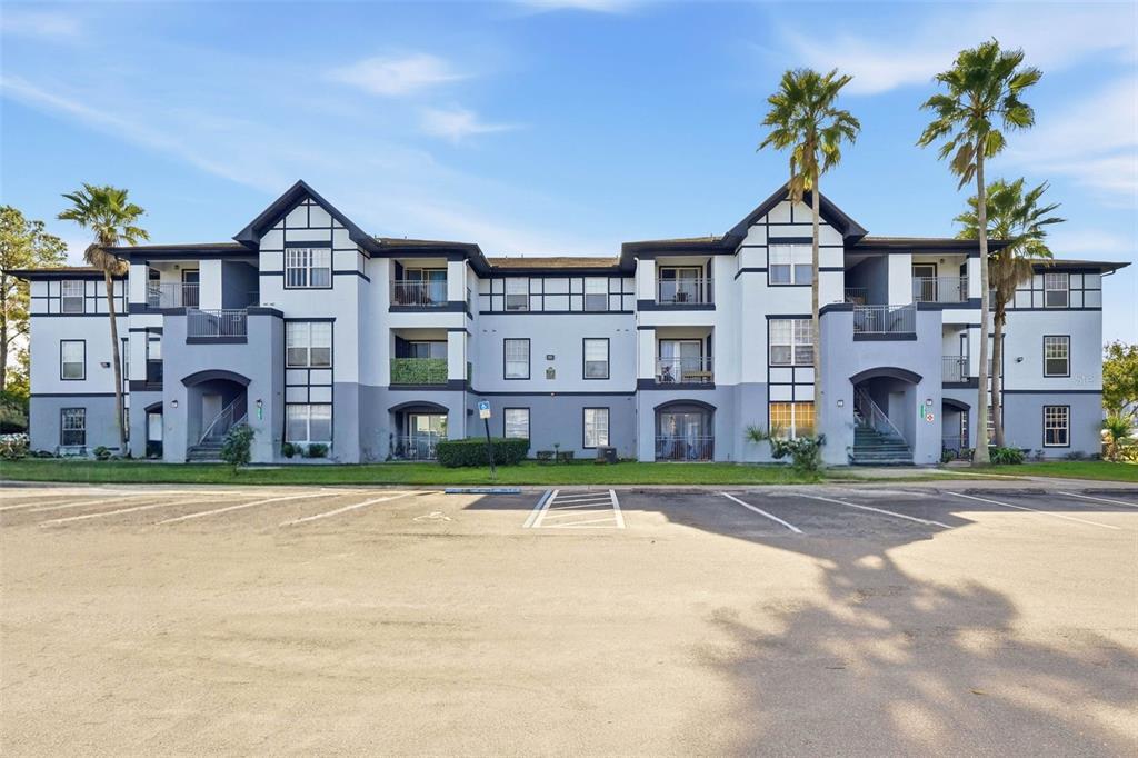 3702 Palm Desert Ln in Orlando, FL - Foto de edificio