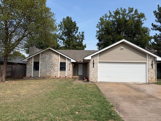 2116 Tanglewood Dr