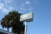 Buena Vista Inn in New Smyrna Beach, FL - Foto de edificio - Building Photo