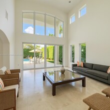 1490 Cleveland Rd in Miami Beach, FL - Building Photo - Building Photo
