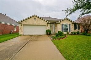 18426 Cypress Lake Village Dr in Cypress, TX - Building Photo