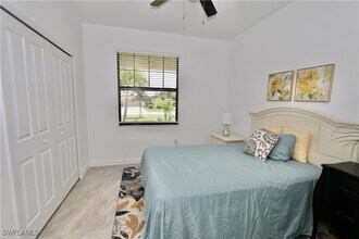 18293 Ridgeline Dr in Estero, FL - Foto de edificio - Building Photo