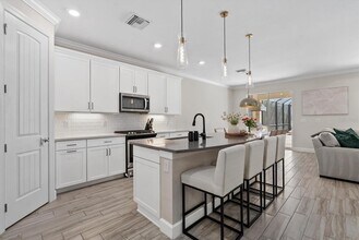 3242 Anchor Bay Trail in Bradenton, FL - Building Photo - Building Photo