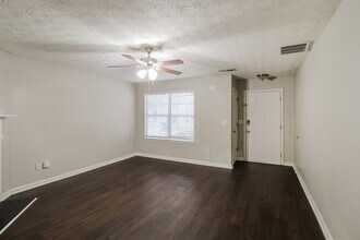 451 Springbottom Ct SE in Lawrenceville, GA - Building Photo - Building Photo