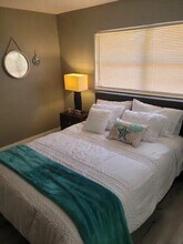 515 49th St in West Palm Beach, FL - Building Photo - Building Photo