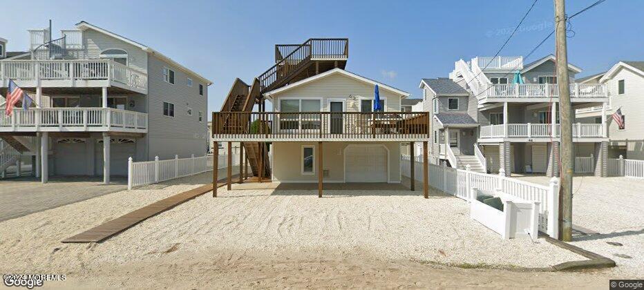 42 S 2nd St in Surf City, NJ - Building Photo