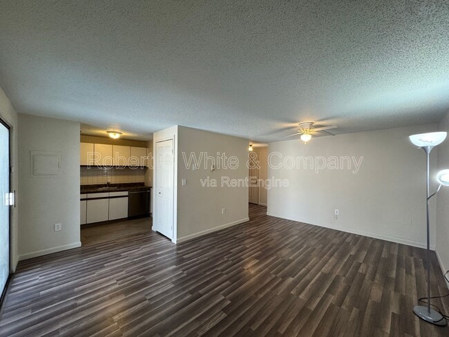 195 Burgundy Hill Ln in Middletown, CT - Building Photo - Building Photo