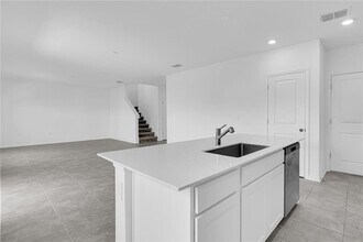 1021 Waterfall Blvd in Davenport, FL - Building Photo - Building Photo