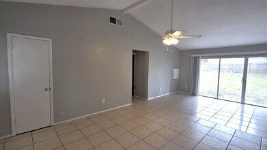 4431 Centennial Dr in Orlando, FL - Building Photo - Building Photo