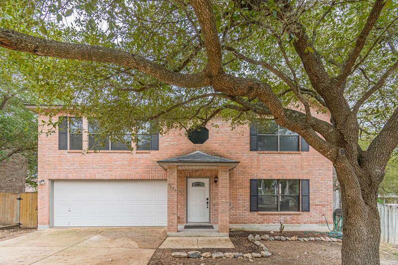 1519 Jasmine in Schertz, TX - Building Photo