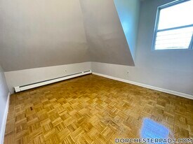 53 Georgia St, Unit 3 in Boston, MA - Building Photo